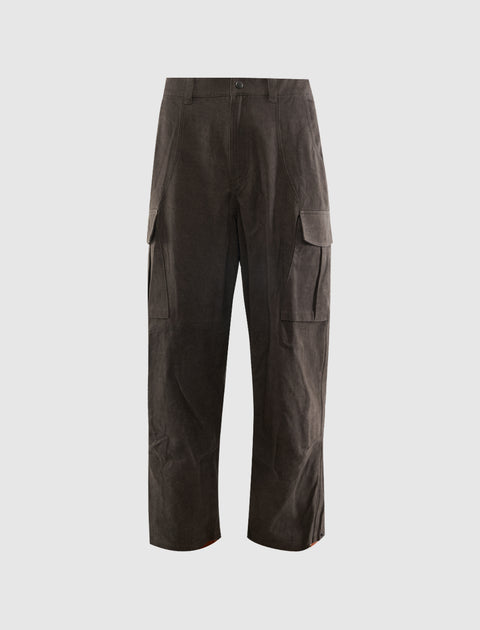 Taupe men's cargo pants with side pockets, streetwear style on plain background