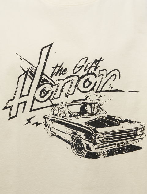 Graphic tee with 'the Gift Honor' text and vintage car illustration, streetwear style