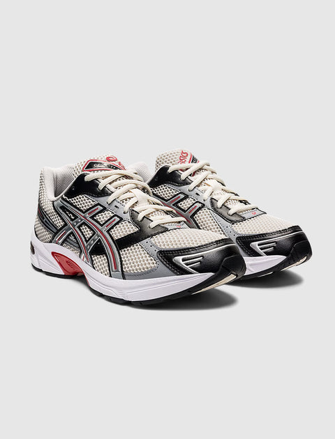 Men's mesh sneakers in smoke grey and pure silver with black and red accents
